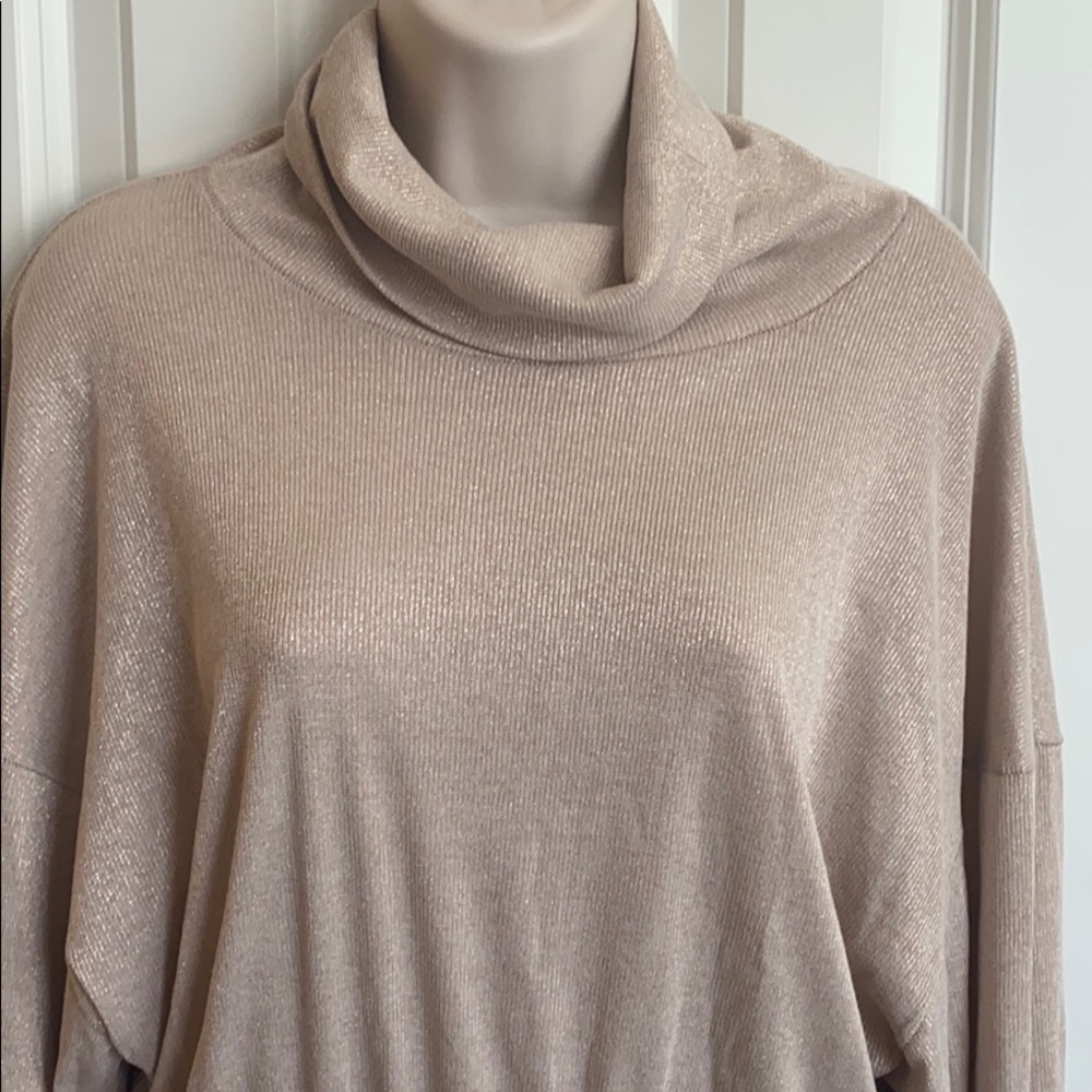 NWOT Free people cowl neck top sz sm
